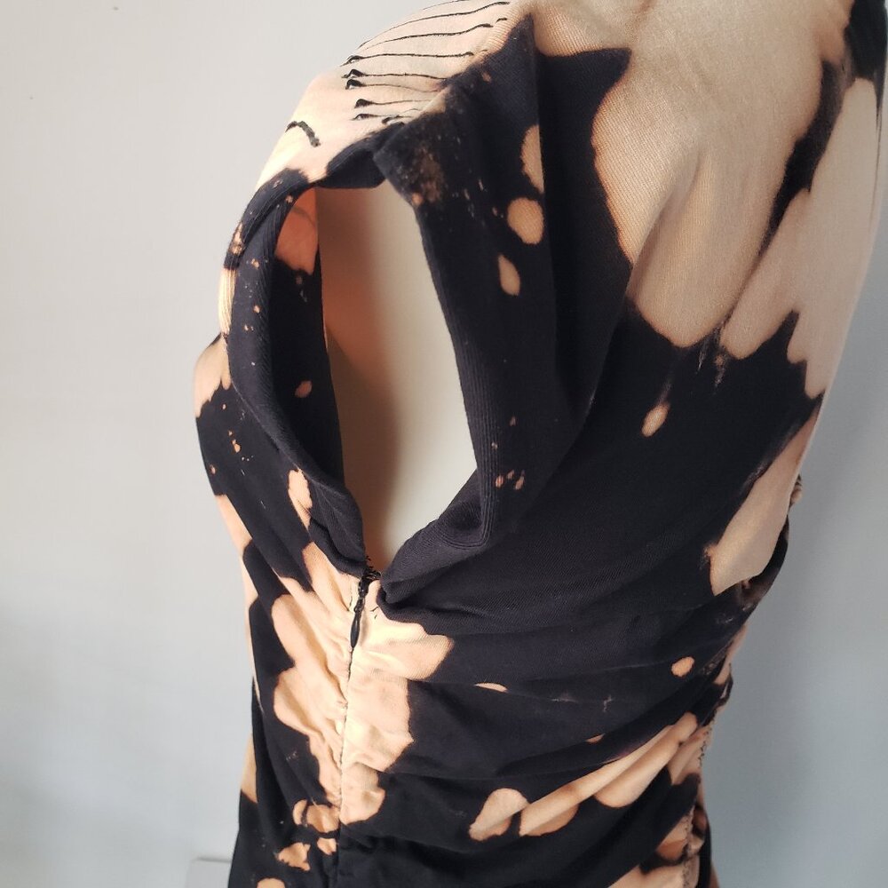 Hand painted black tie dye MNG top custom DIY ooak - Picture 9 of 16